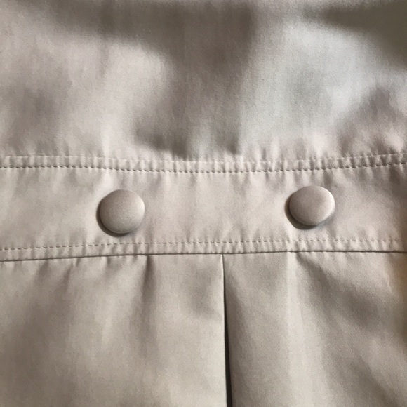 Women’s trench coat/ rain coat - Picture 9 of 12